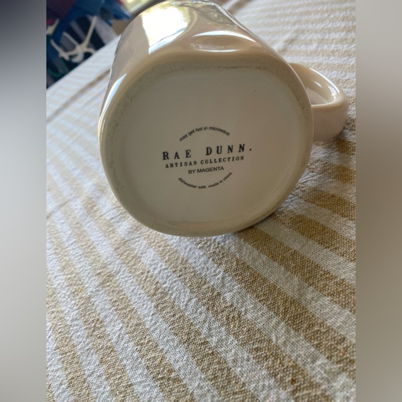 Rae Dunn HELLO Mug - Picture 4 of 4